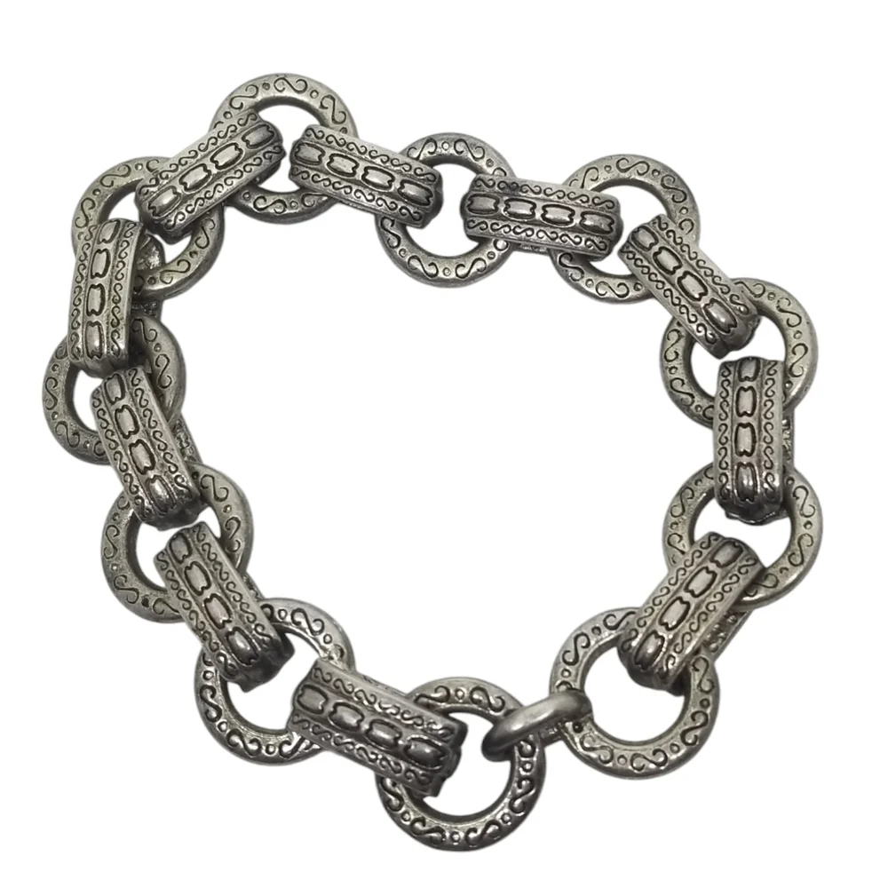 PREMIER DESIGNS VINTAGE SILVERTONE WITH ETCHED DESIGNS BOOKCHAIN STYLE BRACELET